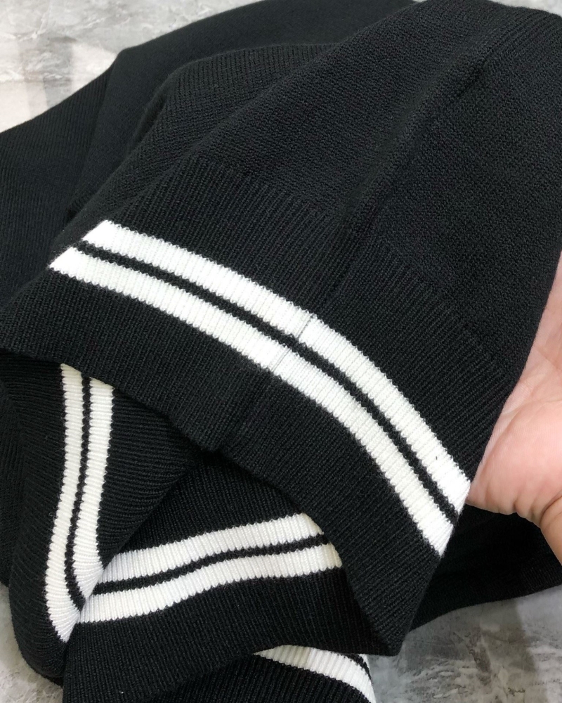 Gvc*1 sweaters